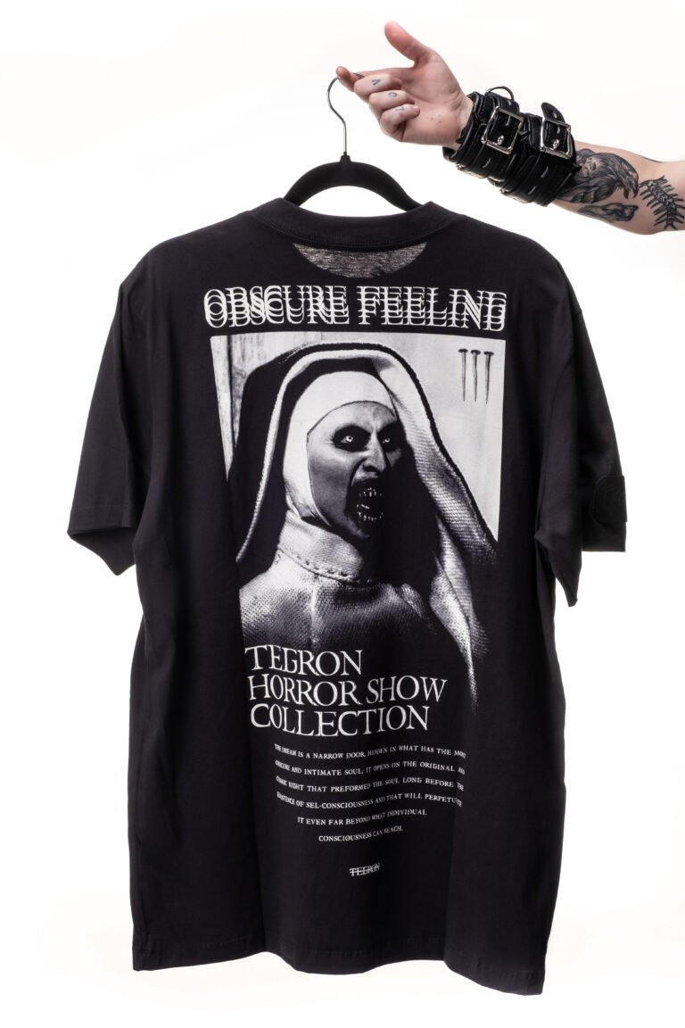 Camiseta Horror A Freira da Tegron